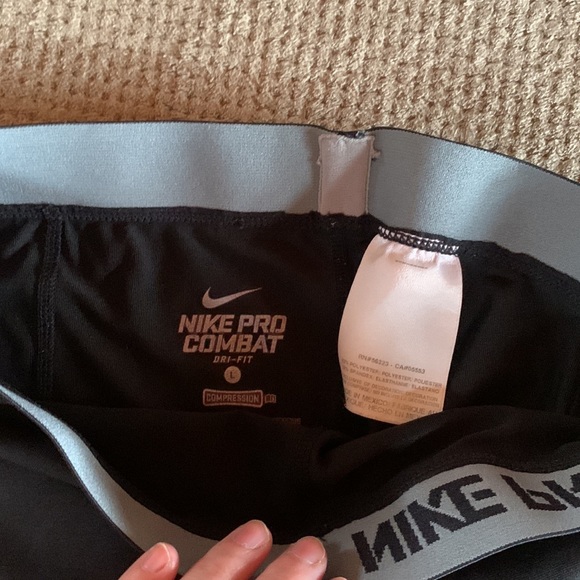 Nike_compression capri - Picture 2 of 3